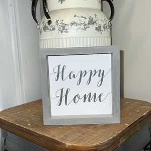 Happy Home Sign Decor
